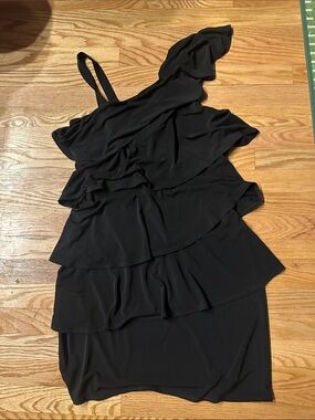 Laundry by Design Black One-Shoulder Ruffle Dress